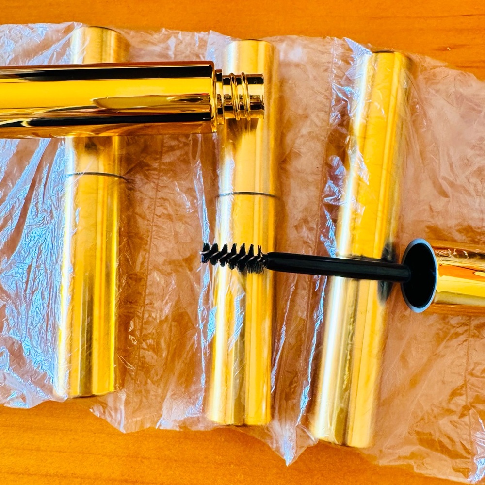 Mascara Tubes
